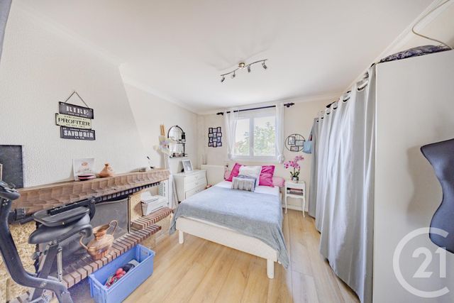 Afficher la photo en grand maison à vendre - 9 pièces - 195.0 m2 - VIGNEUX SUR SEINE - 91 - ILE-DE-FRANCE - Century 21 Optimmo