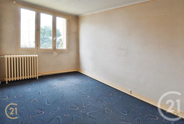 Afficher la photo en grand Appartement F3 à vendre - 3 pièces - 58.77 m2 - VIGNEUX SUR SEINE - 91 - ILE-DE-FRANCE - Century 21 Optimmo