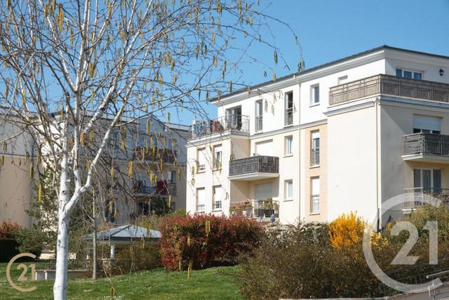 Afficher la photo en grand Appartement F3 à vendre - 3 pièces - 59.45 m2 - VIGNEUX SUR SEINE - 91 - ILE-DE-FRANCE - Century 21 Optimmo