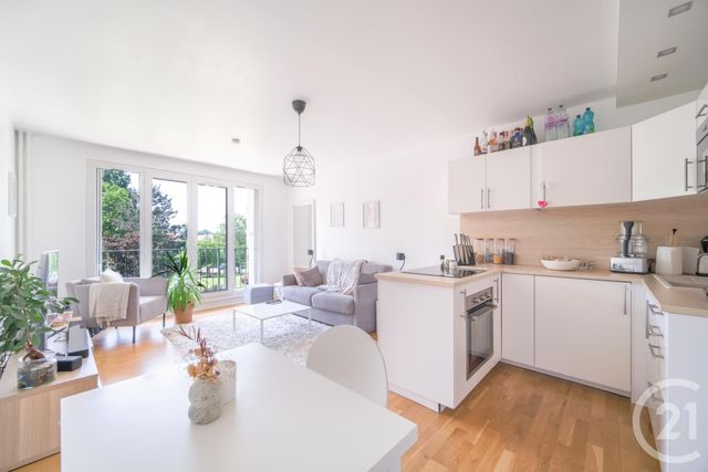 Appartement F1 à vendre - 1 pièce - 29.6 m2 - VIGNEUX SUR SEINE - 91 - ILE-DE-FRANCE - Century 21 Optimmo