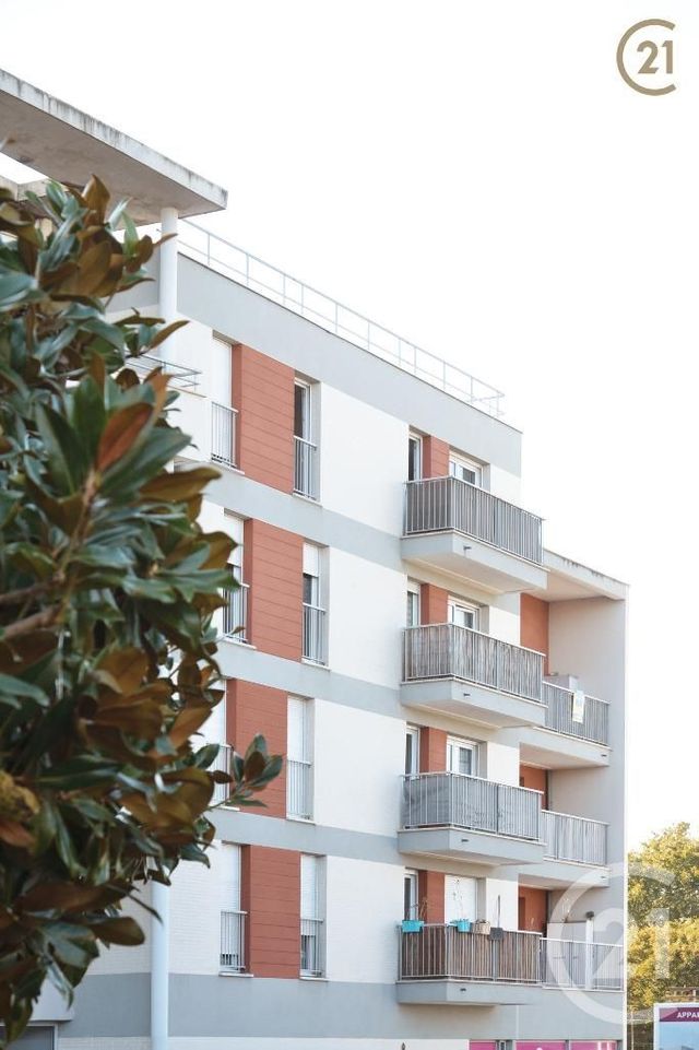 Appartement F2 à vendre - 2 pièces - 49.47 m2 - VIGNEUX SUR SEINE - 91 - ILE-DE-FRANCE - Century 21 Optimmo