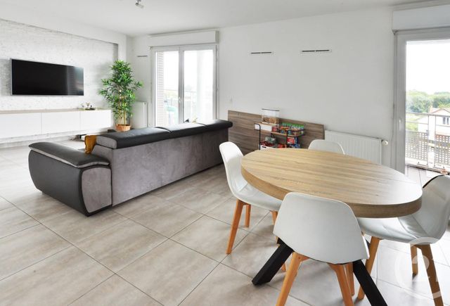Appartement F3 à vendre - 3 pièces - 68.65 m2 - VIGNEUX SUR SEINE - 91 - ILE-DE-FRANCE - Century 21 Optimmo
