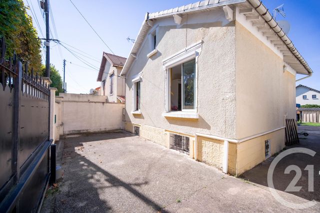 maison à vendre - 6 pièces - 118.0 m2 - VIGNEUX SUR SEINE - 91 - ILE-DE-FRANCE - Century 21 Optimmo