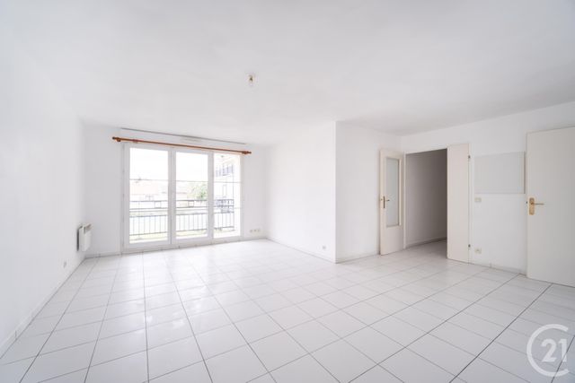 Appartement F3 à vendre - 3 pièces - 67.48 m2 - VIGNEUX SUR SEINE - 91 - ILE-DE-FRANCE - Century 21 Optimmo