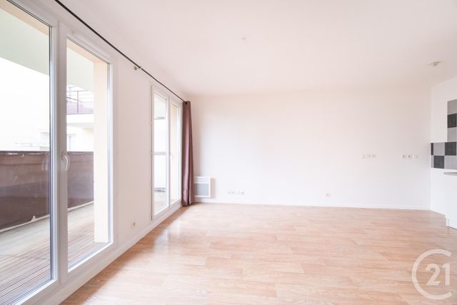 Appartement F2 à vendre - 2 pièces - 39.24 m2 - VIGNEUX SUR SEINE - 91 - ILE-DE-FRANCE - Century 21 Optimmo