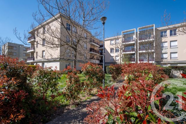 Appartement F3 à vendre - 3 pièces - 57.9 m2 - VIGNEUX SUR SEINE - 91 - ILE-DE-FRANCE - Century 21 Optimmo