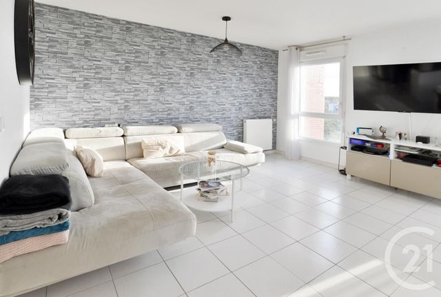 Appartement F4 à vendre - 4 pièces - 69.09 m2 - VIGNEUX SUR SEINE - 91 - ILE-DE-FRANCE - Century 21 Optimmo