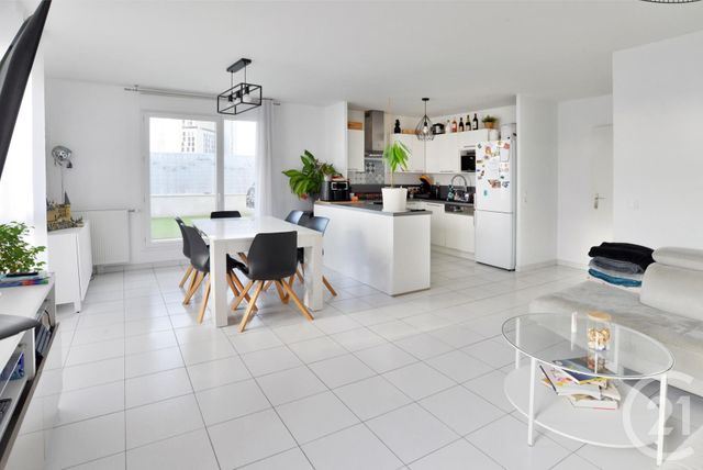 Appartement F4 à vendre - 4 pièces - 69.09 m2 - VIGNEUX SUR SEINE - 91 - ILE-DE-FRANCE - Century 21 Optimmo