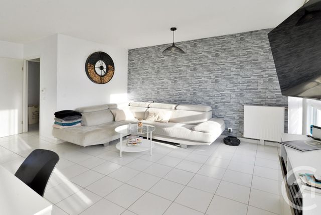 Appartement F4 à vendre - 4 pièces - 69.09 m2 - VIGNEUX SUR SEINE - 91 - ILE-DE-FRANCE - Century 21 Optimmo