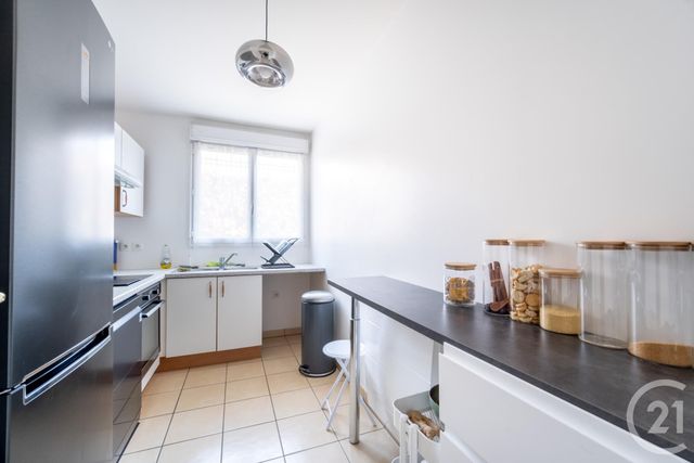 Appartement F3 à vendre - 3 pièces - 62.13 m2 - DRAVEIL - 91 - ILE-DE-FRANCE - Century 21 Optimmo