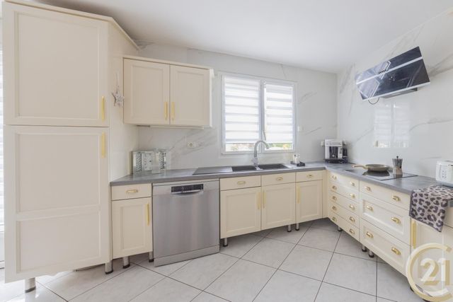 maison à vendre - 7 pièces - 179.0 m2 - VIGNEUX SUR SEINE - 91 - ILE-DE-FRANCE - Century 21 Optimmo