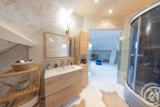 maison à vendre - 7 pièces - 179.0 m2 - VIGNEUX SUR SEINE - 91 - ILE-DE-FRANCE - Century 21 Optimmo