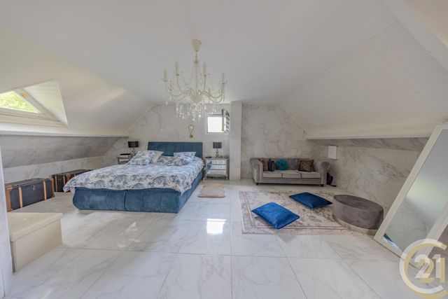 maison à vendre - 7 pièces - 179.0 m2 - VIGNEUX SUR SEINE - 91 - ILE-DE-FRANCE - Century 21 Optimmo