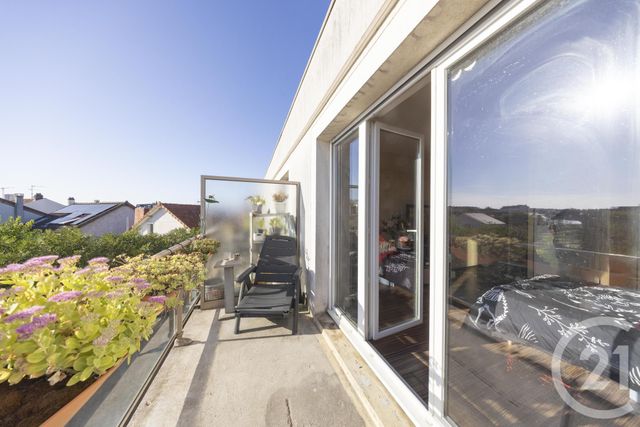 Appartement F2 à vendre - 2 pièces - 55.38 m2 - VIGNEUX SUR SEINE - 91 - ILE-DE-FRANCE - Century 21 Optimmo