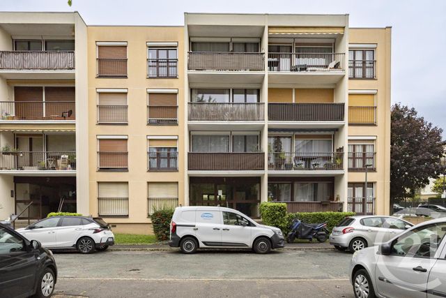 Appartement F4 à vendre - 4 pièces - 79.4 m2 - VILLECRESNES - 94 - ILE-DE-FRANCE - Century 21 Optimmo