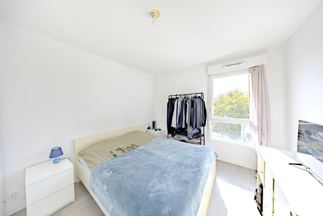 Appartement F3 à vendre - 3 pièces - 56.25 m2 - VIGNEUX SUR SEINE - 91 - ILE-DE-FRANCE - Century 21 Optimmo