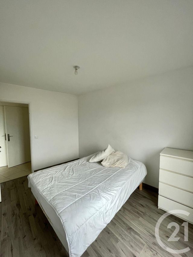 Appartement F3 à louer - 3 pièces - 69.24 m2 - VIGNEUX SUR SEINE - 91 - ILE-DE-FRANCE - Century 21 Optimmo