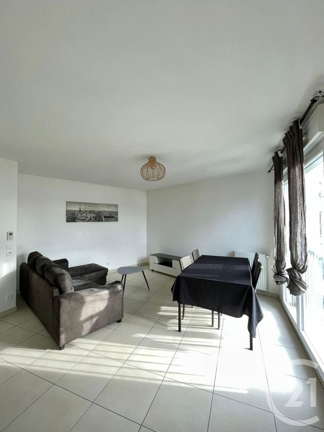 Appartement F3 à louer - 3 pièces - 69.24 m2 - VIGNEUX SUR SEINE - 91 - ILE-DE-FRANCE - Century 21 Optimmo