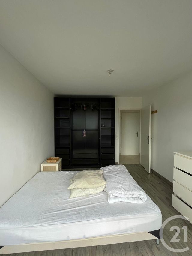 Appartement F3 à louer - 3 pièces - 69.24 m2 - VIGNEUX SUR SEINE - 91 - ILE-DE-FRANCE - Century 21 Optimmo