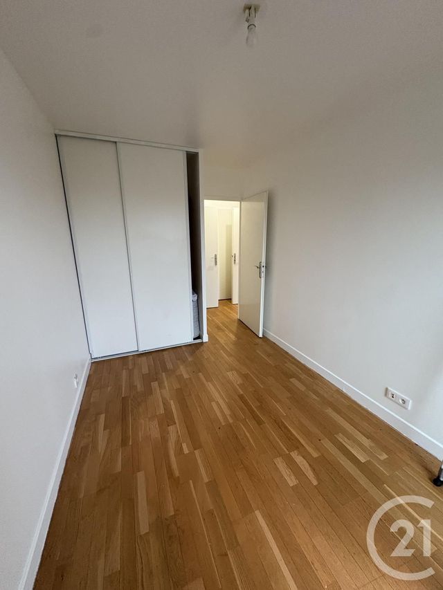 Appartement F3 à louer - 3 pièces - 62.05 m2 - ST PIERRE DU PERRAY - 91 - ILE-DE-FRANCE - Century 21 Optimmo