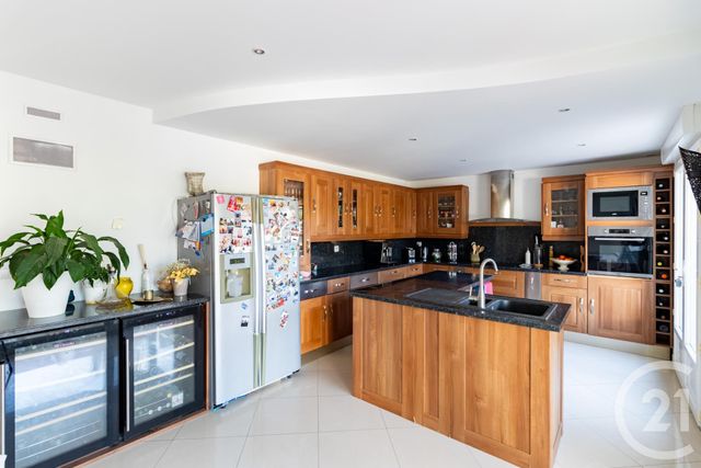 maison à vendre - 8 pièces - 236.0 m2 - VIGNEUX SUR SEINE - 91 - ILE-DE-FRANCE - Century 21 Optimmo