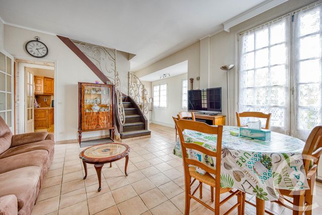 maison à vendre - 5 pièces - 91.0 m2 - VIGNEUX SUR SEINE - 91 - ILE-DE-FRANCE - Century 21 Optimmo