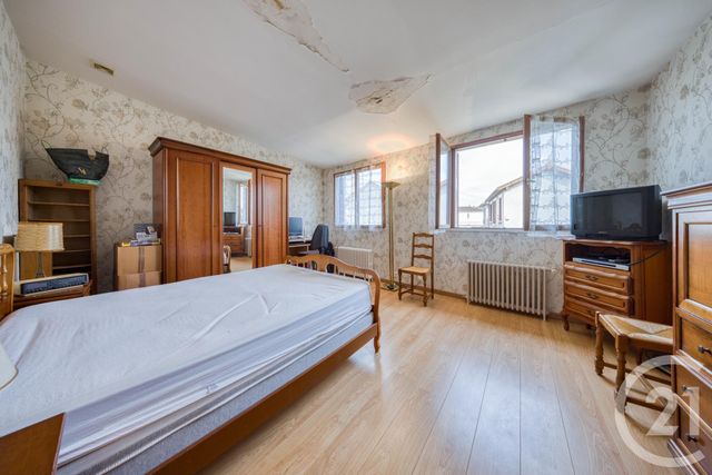 maison à vendre - 5 pièces - 91.0 m2 - VIGNEUX SUR SEINE - 91 - ILE-DE-FRANCE - Century 21 Optimmo