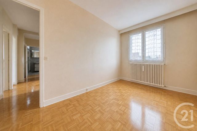 maison à vendre - 5 pièces - 91.0 m2 - VIGNEUX SUR SEINE - 91 - ILE-DE-FRANCE - Century 21 Optimmo