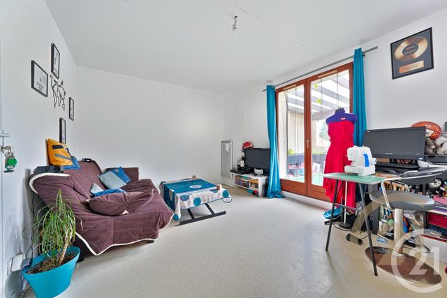 Appartement F2 à vendre - 2 pièces - 32.16 m2 - VIGNEUX SUR SEINE - 91 - ILE-DE-FRANCE - Century 21 Optimmo