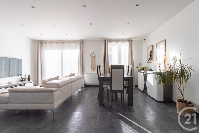 maison à vendre - 6 pièces - 113.21 m2 - VIGNEUX SUR SEINE - 91 - ILE-DE-FRANCE - Century 21 Optimmo