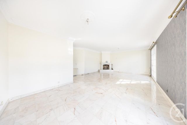 maison à vendre - 7 pièces - 157.0 m2 - VIGNEUX SUR SEINE - 91 - ILE-DE-FRANCE - Century 21 Optimmo