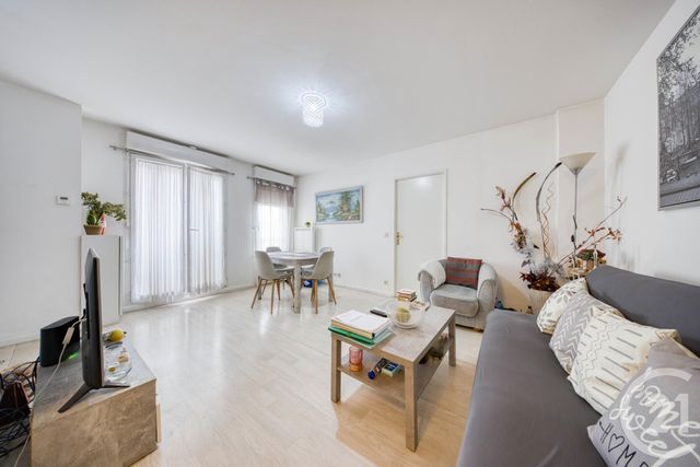 Appartement F3 à vendre - 3 pièces - 59.22 m2 - VIGNEUX SUR SEINE - 91 - ILE-DE-FRANCE - Century 21 Optimmo