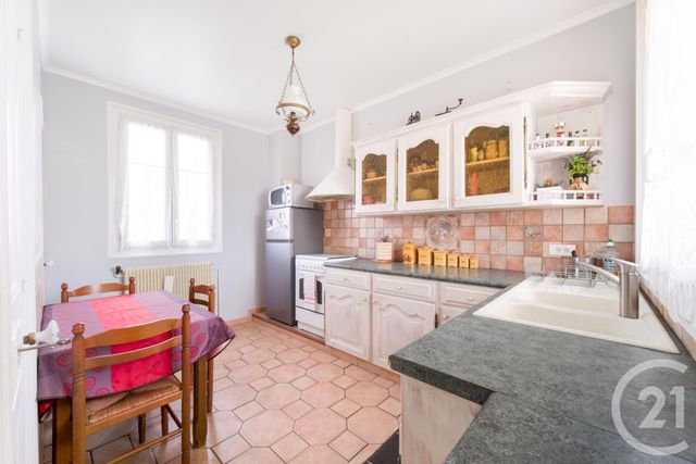 maison à vendre - 6 pièces - 110.0 m2 - VIGNEUX SUR SEINE - 91 - ILE-DE-FRANCE - Century 21 Optimmo