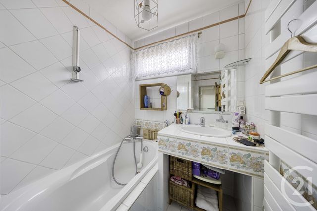 maison à vendre - 5 pièces - 107.0 m2 - VIGNEUX SUR SEINE - 91 - ILE-DE-FRANCE - Century 21 Optimmo