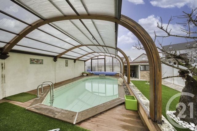 maison à vendre - 5 pièces - 107.0 m2 - VIGNEUX SUR SEINE - 91 - ILE-DE-FRANCE - Century 21 Optimmo