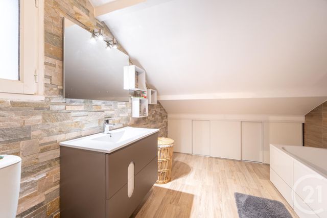 maison à vendre - 6 pièces - 123.0 m2 - BRUNOY - 91 - ILE-DE-FRANCE - Century 21 Optimmo