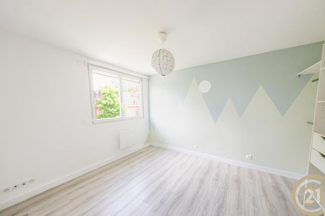 Appartement F4 à vendre - 4 pièces - 83.41 m2 - YERRES - 91 - ILE-DE-FRANCE - Century 21 Optimmo