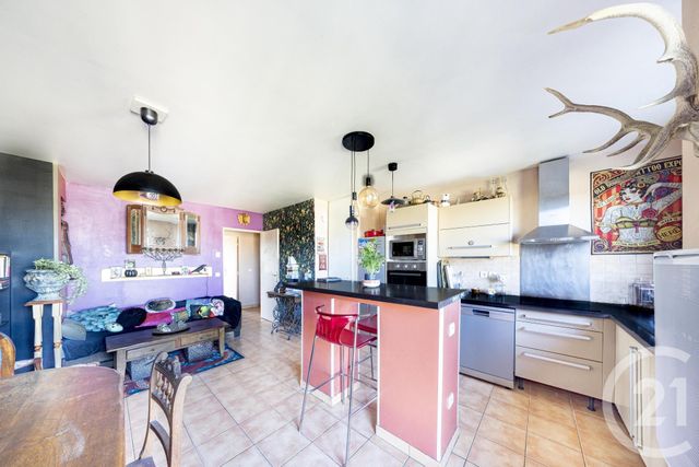 Appartement F2 à vendre - 2 pièces - 55.38 m2 - VIGNEUX SUR SEINE - 91 - ILE-DE-FRANCE - Century 21 Optimmo