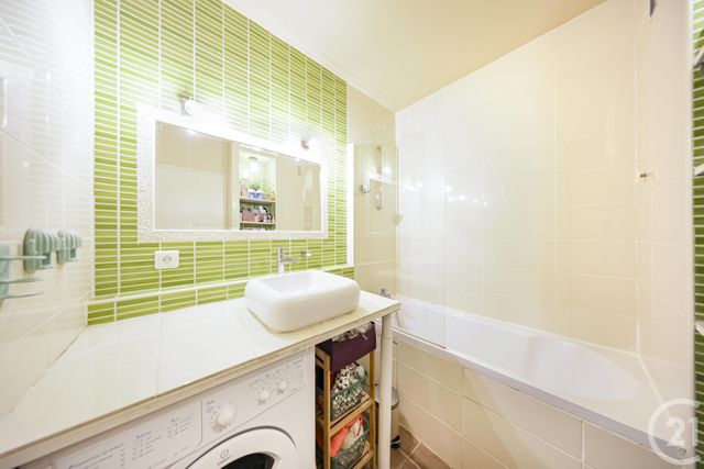 Appartement F4 à vendre - 4 pièces - 79.4 m2 - VILLECRESNES - 94 - ILE-DE-FRANCE - Century 21 Optimmo