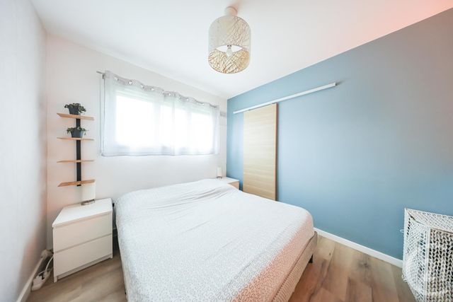 Appartement F4 à vendre - 4 pièces - 79.4 m2 - VILLECRESNES - 94 - ILE-DE-FRANCE - Century 21 Optimmo