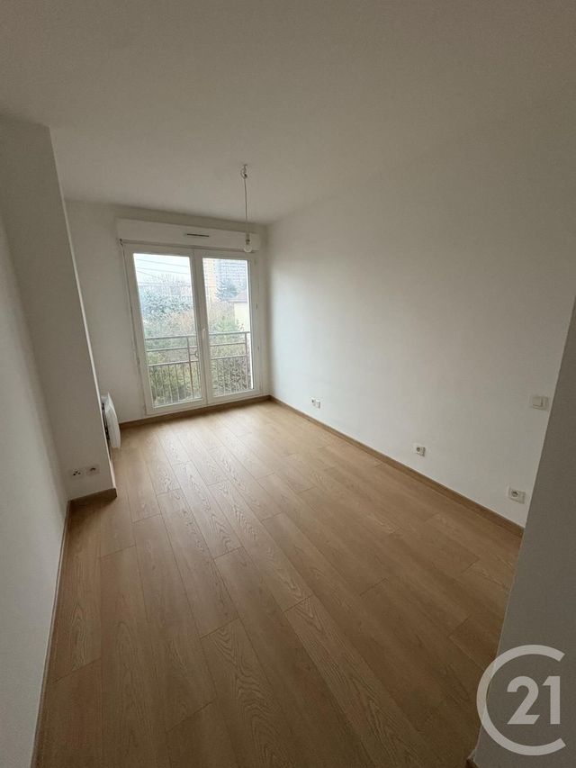 Appartement F2 à louer - 2 pièces - 38.42 m2 - VIGNEUX SUR SEINE - 91 - ILE-DE-FRANCE - Century 21 Optimmo