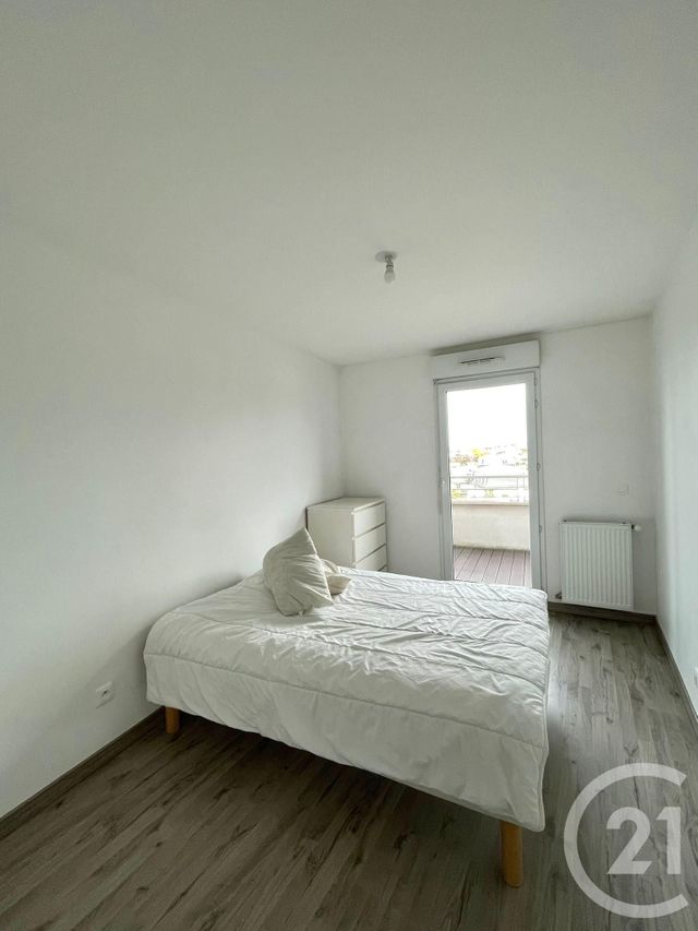 Appartement F3 à louer - 3 pièces - 69.24 m2 - VIGNEUX SUR SEINE - 91 - ILE-DE-FRANCE - Century 21 Optimmo