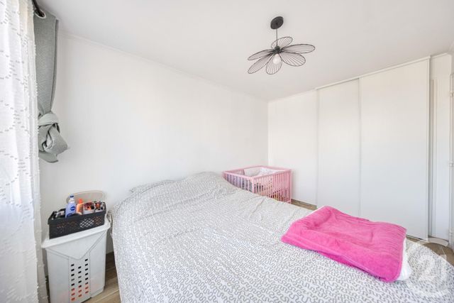 Appartement F3 à vendre - 3 pièces - 56.95 m2 - VIGNEUX SUR SEINE - 91 - ILE-DE-FRANCE - Century 21 Optimmo