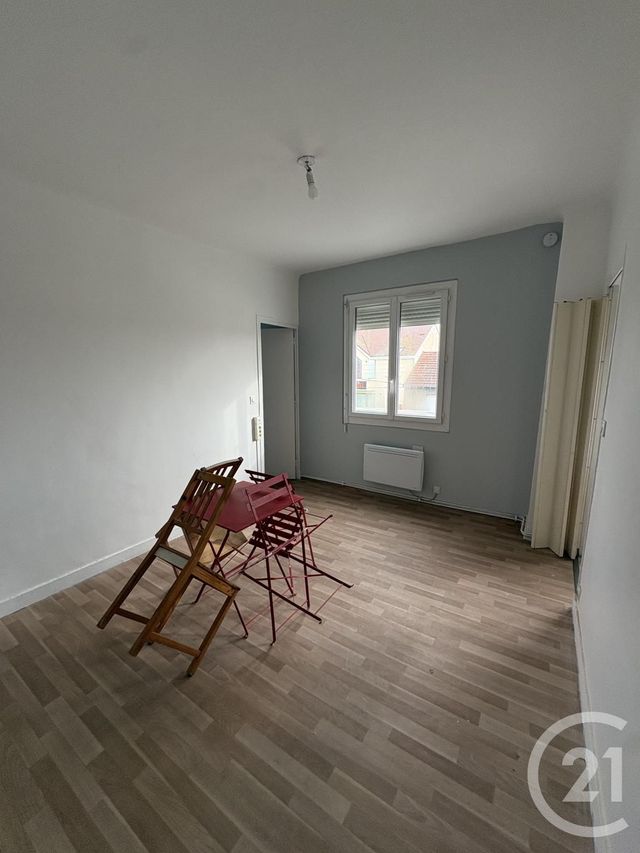 Appartement F2 à louer - 2 pièces - 33.0 m2 - DRAVEIL - 91 - ILE-DE-FRANCE - Century 21 Optimmo