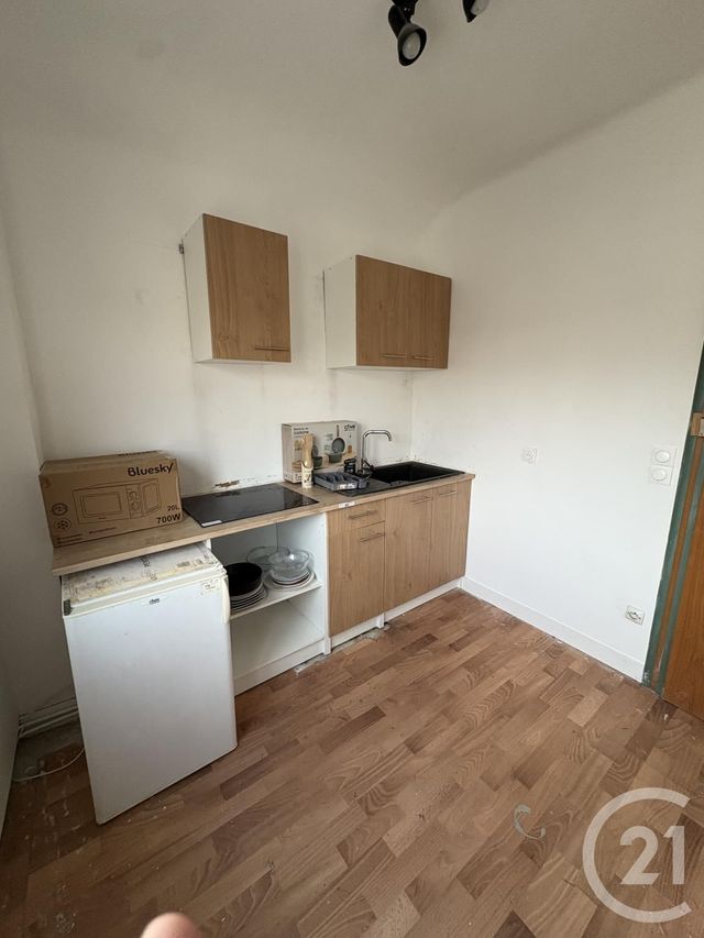 Appartement F2 à louer - 2 pièces - 33.0 m2 - DRAVEIL - 91 - ILE-DE-FRANCE - Century 21 Optimmo