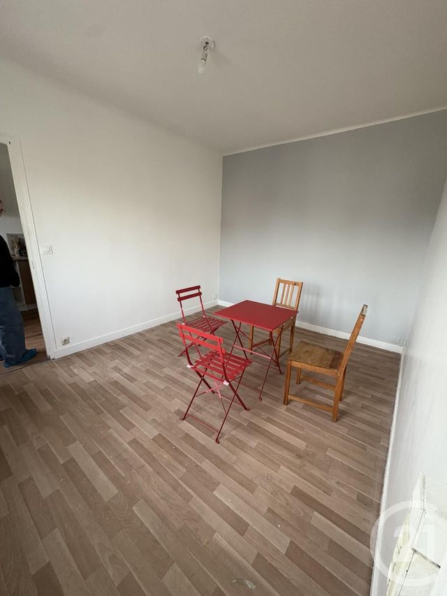 Appartement F2 à louer - 2 pièces - 33.0 m2 - DRAVEIL - 91 - ILE-DE-FRANCE - Century 21 Optimmo