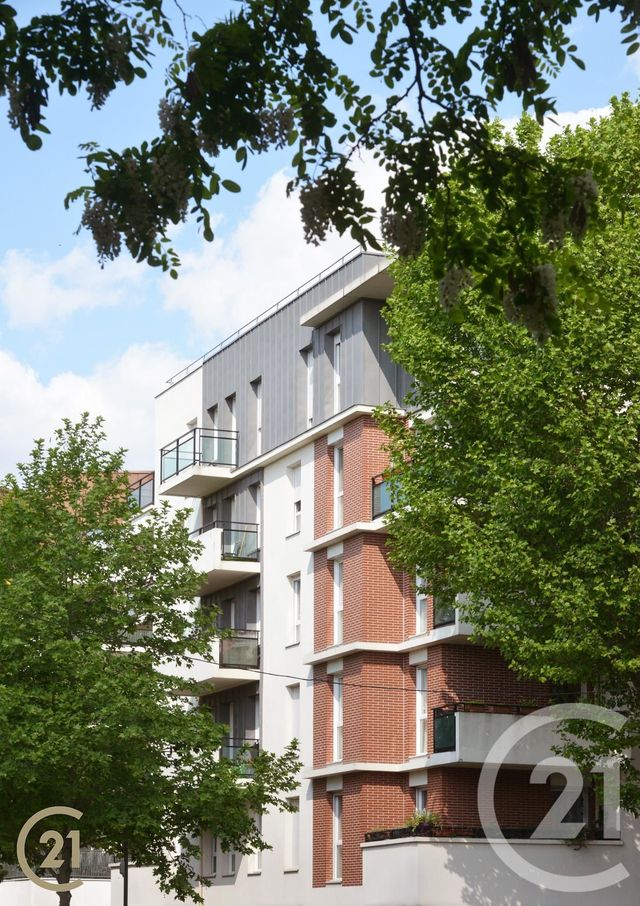 Appartement F4 à louer - 4 pièces - 71.15 m2 - VIGNEUX SUR SEINE - 91 - ILE-DE-FRANCE - Century 21 Optimmo