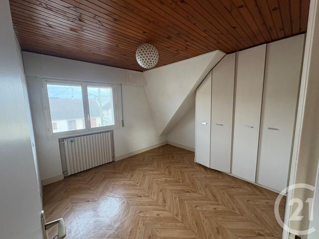 maison à louer - 6 pièces - 148.2 m2 - VIGNEUX SUR SEINE - 91 - ILE-DE-FRANCE - Century 21 Optimmo