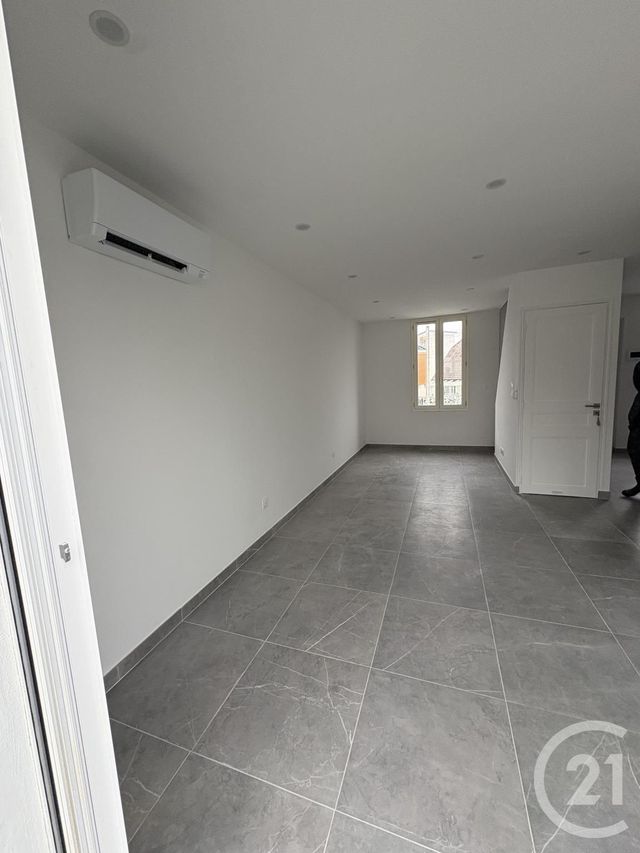 maison à louer - 3 pièces - 48.0 m2 - VIGNEUX SUR SEINE - 91 - ILE-DE-FRANCE - Century 21 Optimmo