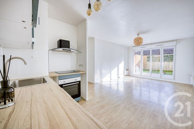 Appartement F3 à vendre - 3 pièces - 57.0 m2 - VIGNEUX SUR SEINE - 91 - ILE-DE-FRANCE - Century 21 Optimmo